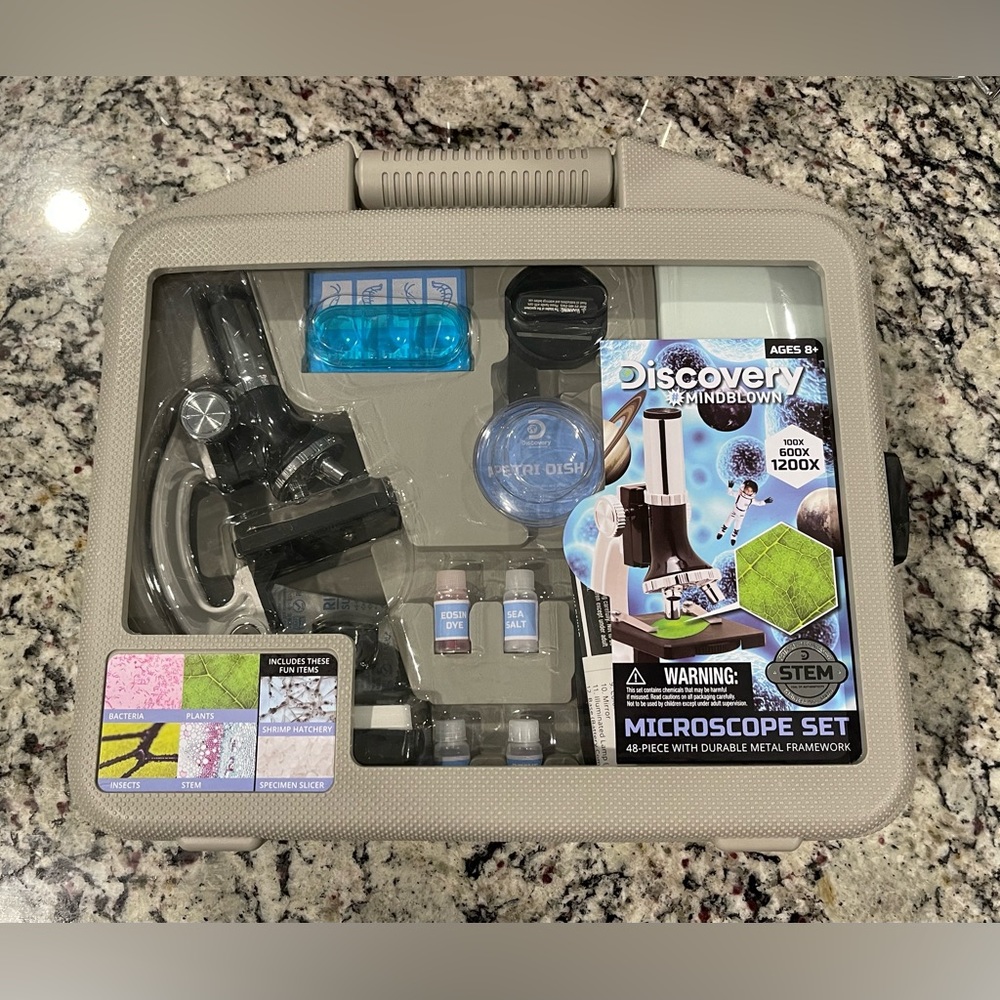 NEW! Discovery™ Mindblown Microscope Set for kids